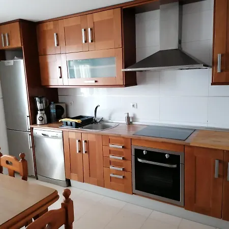Apartamento 3 Dormitorios Amplio *